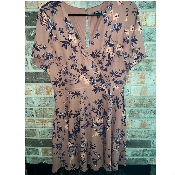 express pink floral dress Floral Mesh Square Neck Ruched Midi Dress